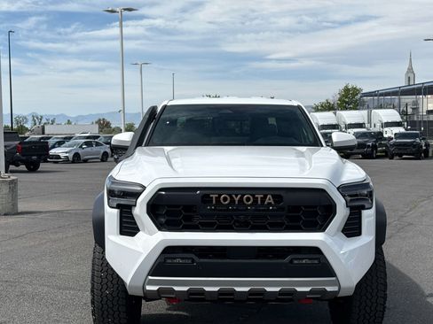 New 2026 Toyota Tacoma 4x4 Double Cab Hybrid w/ Tow Tech Package image 2