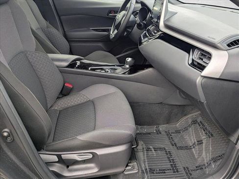 Used 2022 Toyota C-HR Nightshade image 18