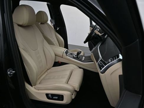 Used 2022 BMW X5 xDrive40i w/ Executive Package AWD/4WD image 31