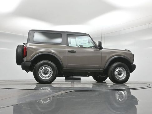 New 2026 Ford Bronco 2-Door AWD/4WD image 43