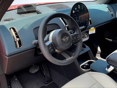 New 2025 MINI Cooper Countryman S image 7
