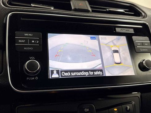 Used 2018 Nissan Leaf SL w/ SL Technology Package image 19