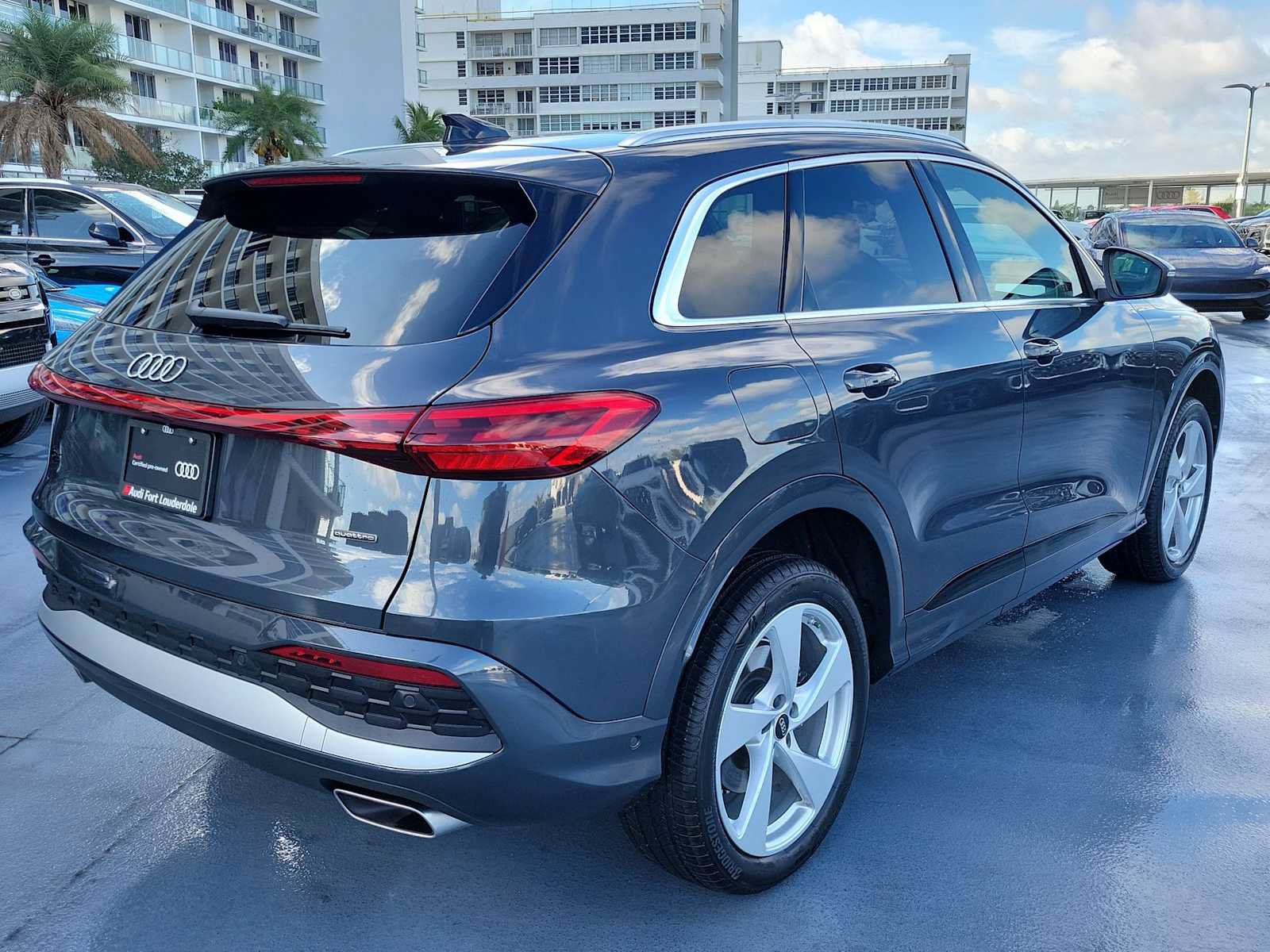 Certified 2025 Audi Q5 Premium Plus w/ Premium Plus AWD/4WD image 6
