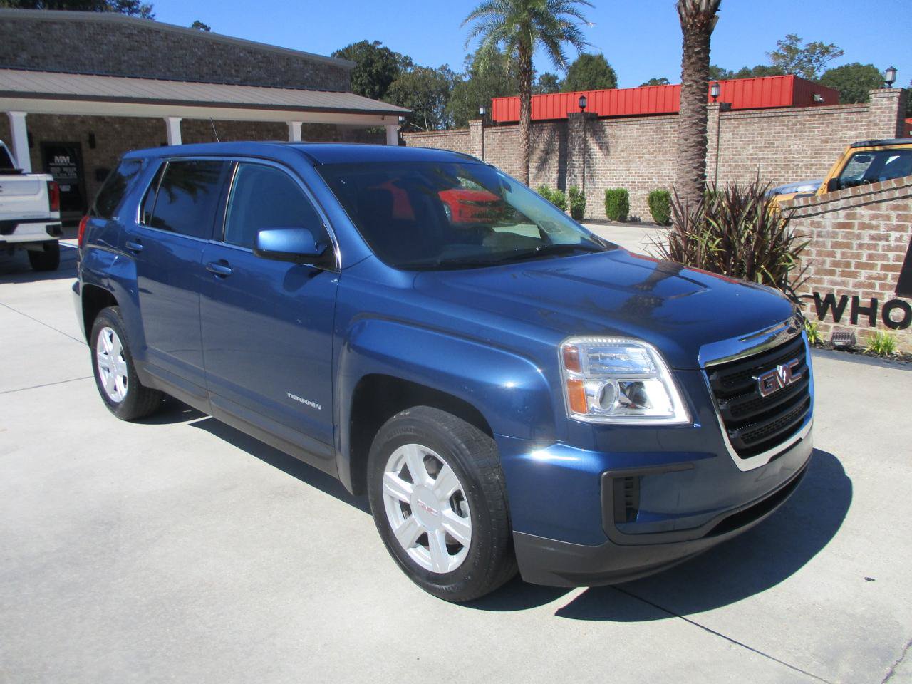 Used 2016 GMC Terrain SLE FWD image 3