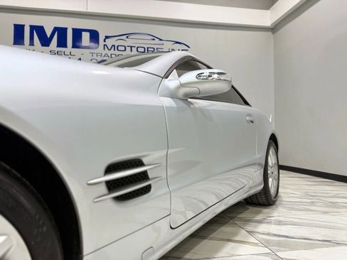 Used 2008 Mercedes-Benz SL 550 w/ P1 Pkg image 14