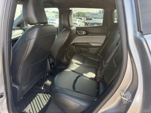 Used 2024 Jeep Compass Limited AWD/4WD image 8