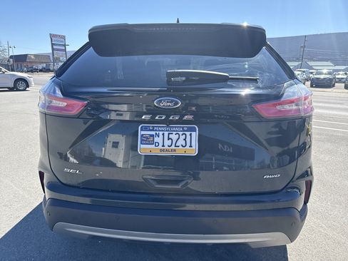 Used 2023 Ford Edge SEL image 4