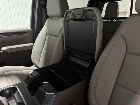 New 2026 Chevrolet Silverado 2500 LTZ w/ LTZ Premium Package image 36