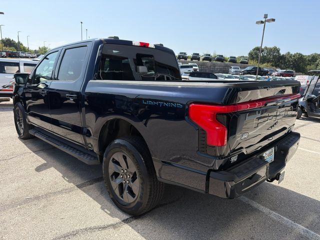 Used 2024 Ford F150 Lightning Lariat AWD/4WD image 5