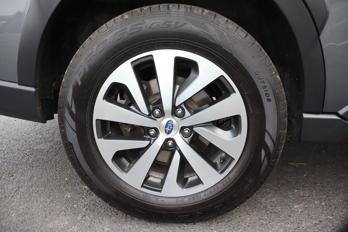 Used 2023 Subaru Outback Premium AWD/4WD image 43