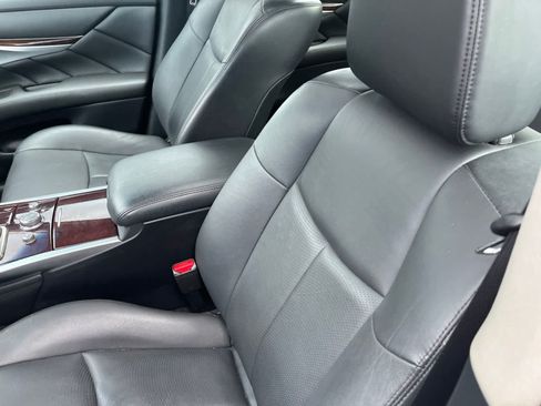 Used 2019 INFINITI Q70 Luxe w/ Proactive Package AWD/4WD image 22