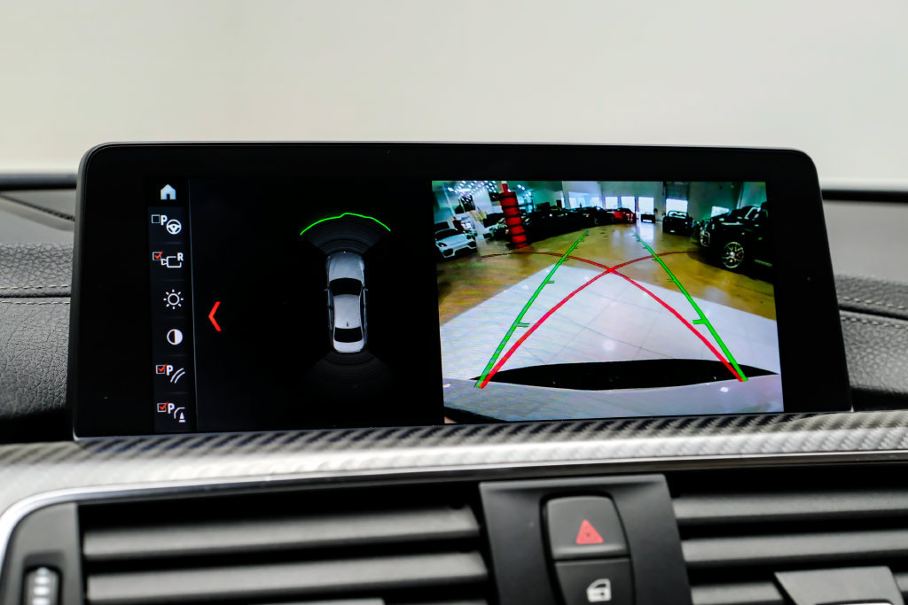 Used 2018 BMW M3 RWD image 23