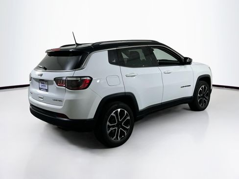 Used 2022 Jeep Compass Limited AWD/4WD image 5