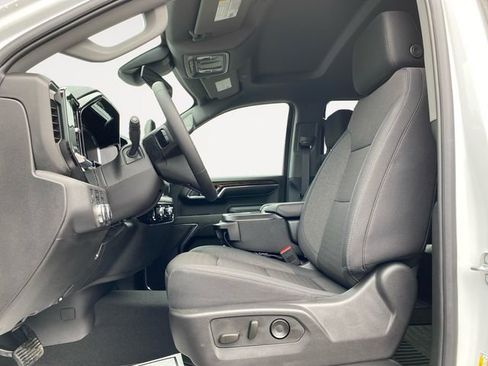 New 2024 GMC Sierra 1500 Elevation image 2