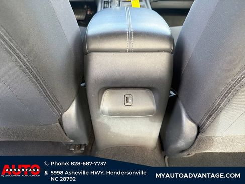 Used 2025 Nissan Sentra SV FWD image 27