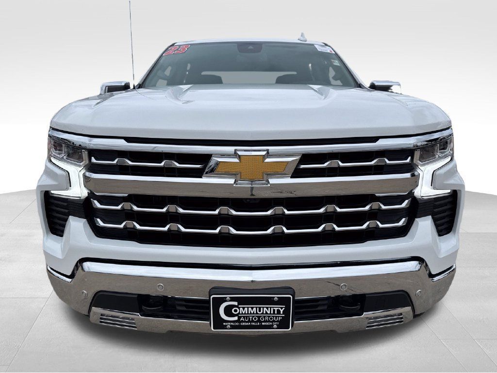 Certified 2023 Chevrolet Silverado 1500 LTZ AWD/4WD image 9