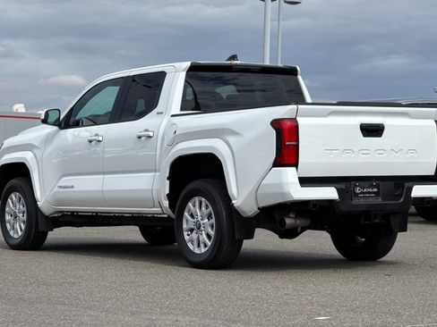 Used 2024 Toyota Tacoma SR5 RWD image 7
