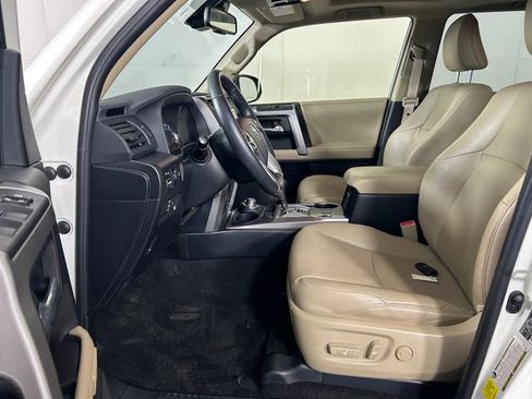 Used 2023 Toyota 4Runner Limited image 12