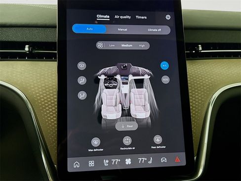 New 2025 Volvo EX90 Ultra image 15