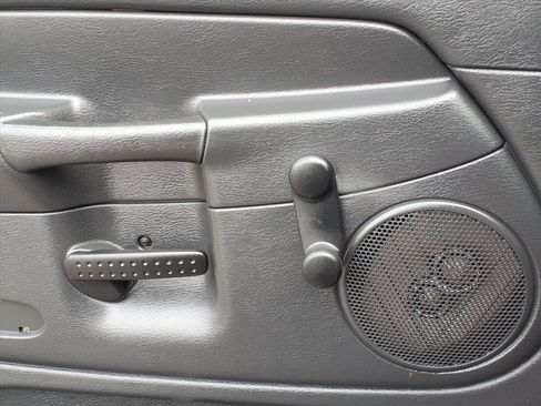 Used 2003 Dodge Ram 1500 Truck ST image 11