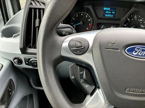 Used 2016 Ford Transit 250 130 Low Roof w/ Exterior Upgrade Package RWD image 13