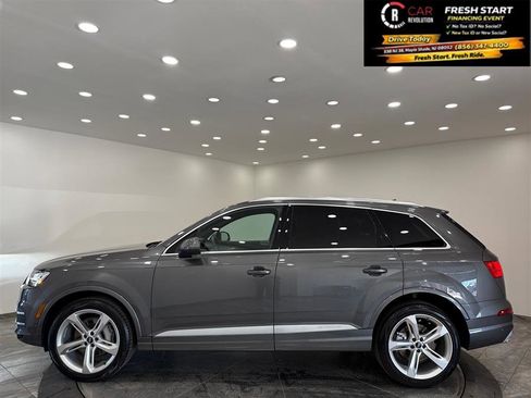 Used 2019 Audi Q7 3.0T Prestige w/ Prestige Package image 4
