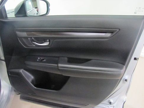 Certified 2025 Honda CR-V EX image 20