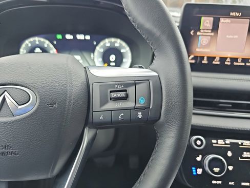 Used 2025 INFINITI QX60 Luxe AWD/4WD image 20