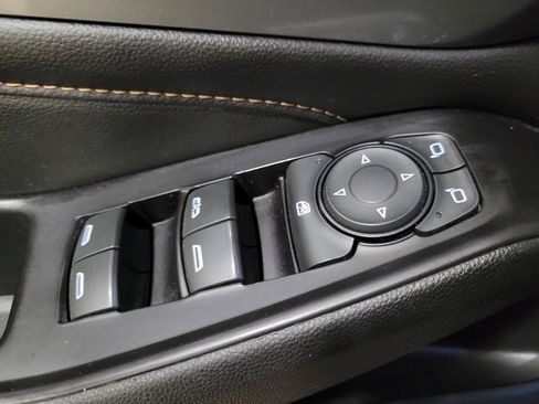 Used 2019 Chevrolet Traverse LT w/ LT Premium Package AWD/4WD image 27