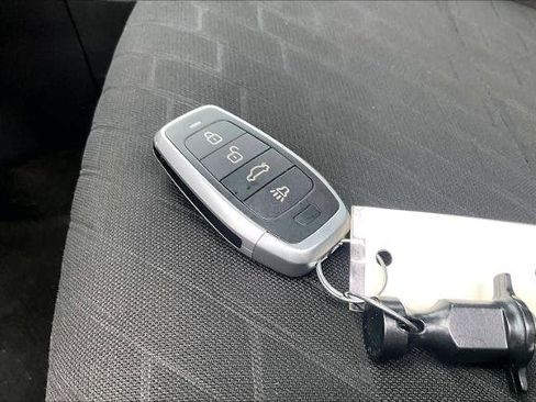 Certified 2023 Nissan Kicks SV image 13