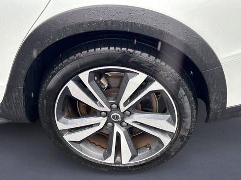 Used 2025 Volvo V60 B5 Cross Country Plus AWD/4WD image 5
