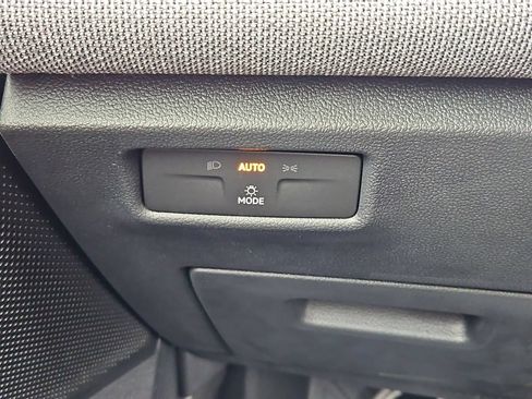 New 2025 Volkswagen Tiguan S AWD/4WD image 8