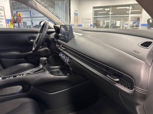 Used 2026 Honda HR-V EX-L image 33