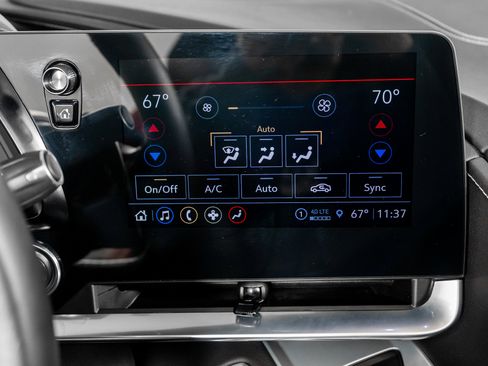 Used 2021 Chevrolet Corvette Stingray Convertible w/ 1LT image 37