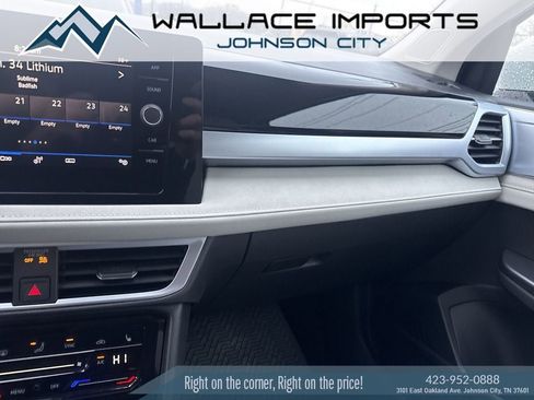 New 2026 Volkswagen Taos SE image 13