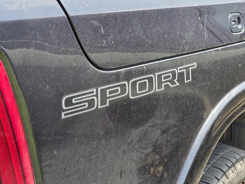 Used 2021 RAM 1500 Laramie w/ Sport Appearance Package AWD/4WD image 4