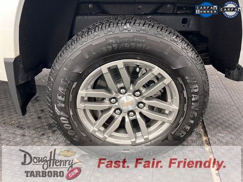 Used 2024 Chevrolet Colorado LT w/ LT Convenience Package II image 26