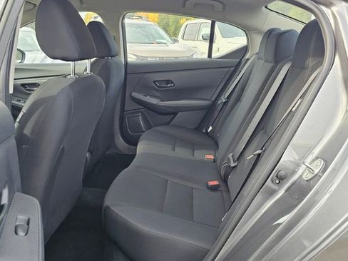 Used 2025 Nissan Sentra S image 18