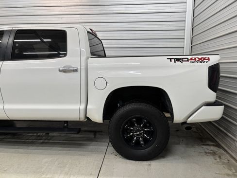 Used 2018 Toyota Tundra SR5 image 5