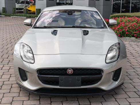 Used 2020 Jaguar F-TYPE Coupe image 19