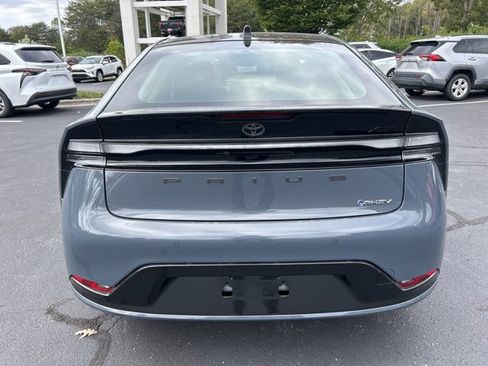 New 2026 Toyota Prius Plug-In Hybrid image 6