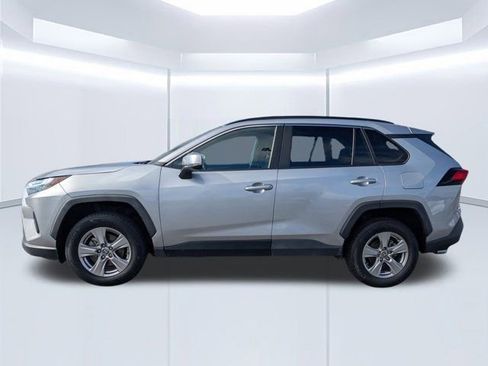 Used 2023 Toyota RAV4 XLE w/ Convenience Package image 7