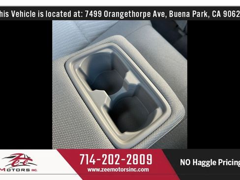 Used 2015 Toyota Camry LE image 38