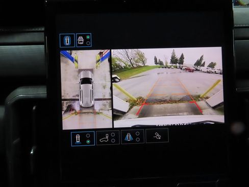 Used 2025 GMC Acadia Elevation image 20