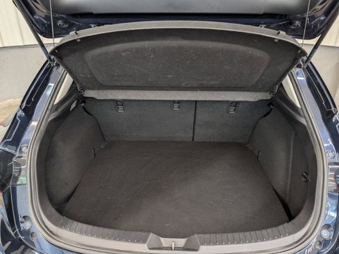 Used 2018 MAZDA MAZDA3 Touring FWD image 47