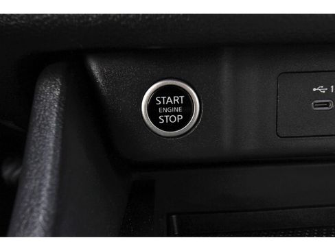 Used 2023 Nissan Rogue SV w/ SV Premium B Package image 29