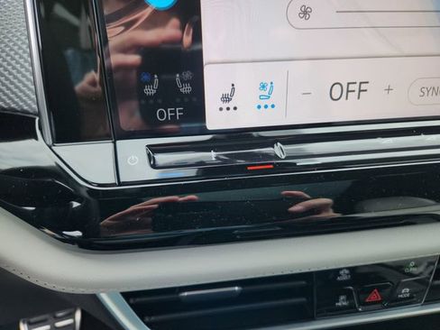 New 2026 Volkswagen Atlas Cross Sport SEL Premium R-Line image 14