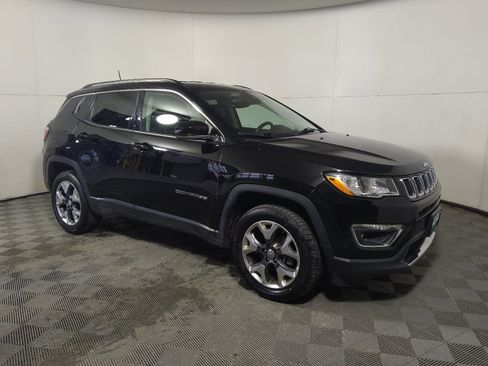 Used 2017 Jeep Compass Limited AWD/4WD image 11