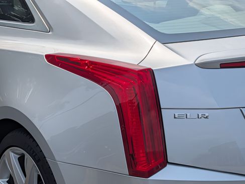 Used 2014 Cadillac ELR FWD image 17