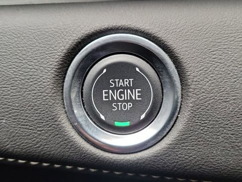 Used 2024 Cadillac Escalade ESV Luxury w/ LPO, Floor Liner Package image 32